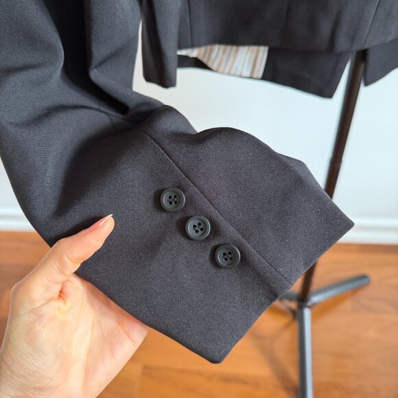 Crop Black Blazer - Commense - Picture 6 of 6